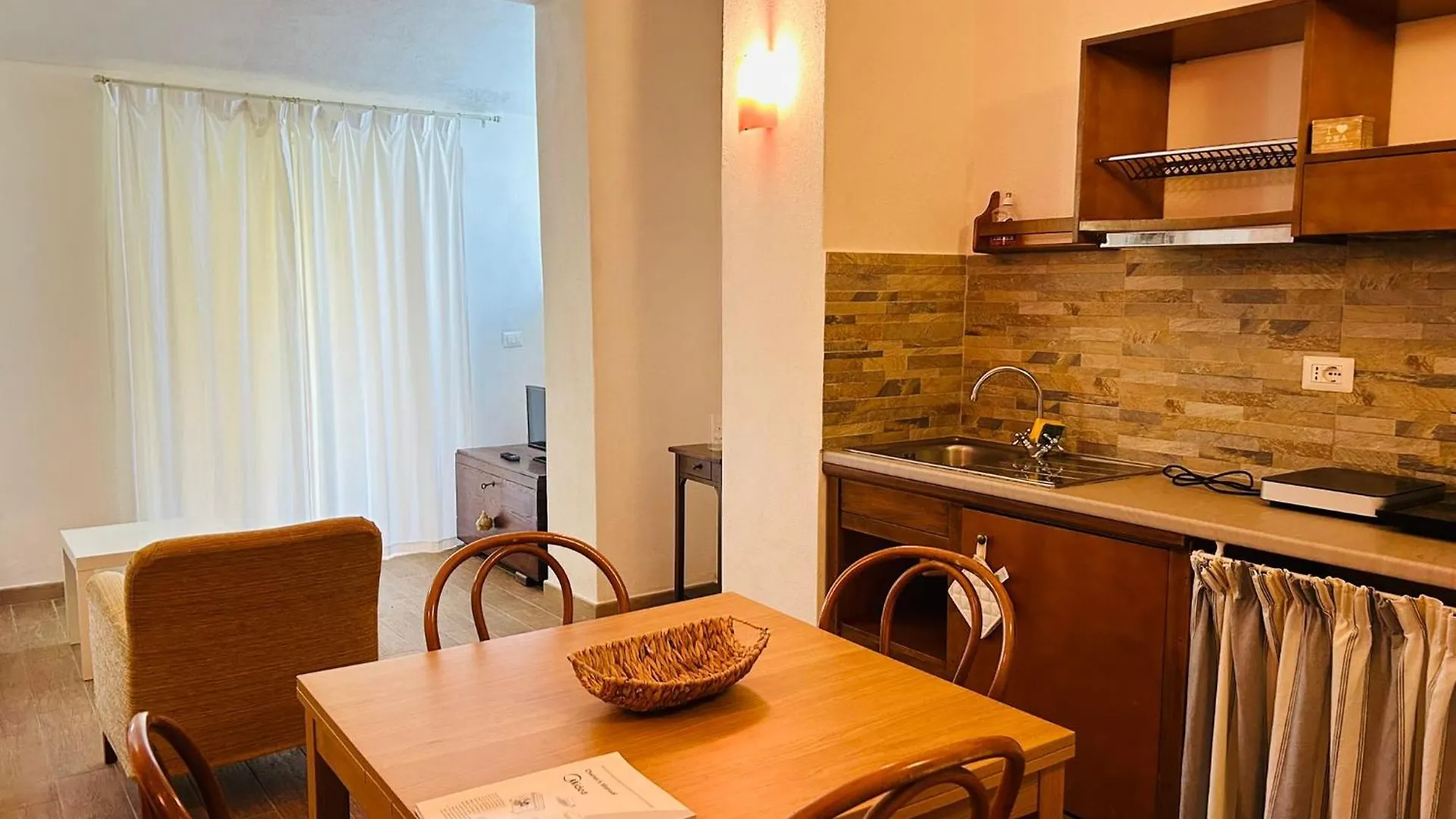Agriturismo Poggio Ceraso Di Lamioni Roberto Magliano in Toscana Farm stay
