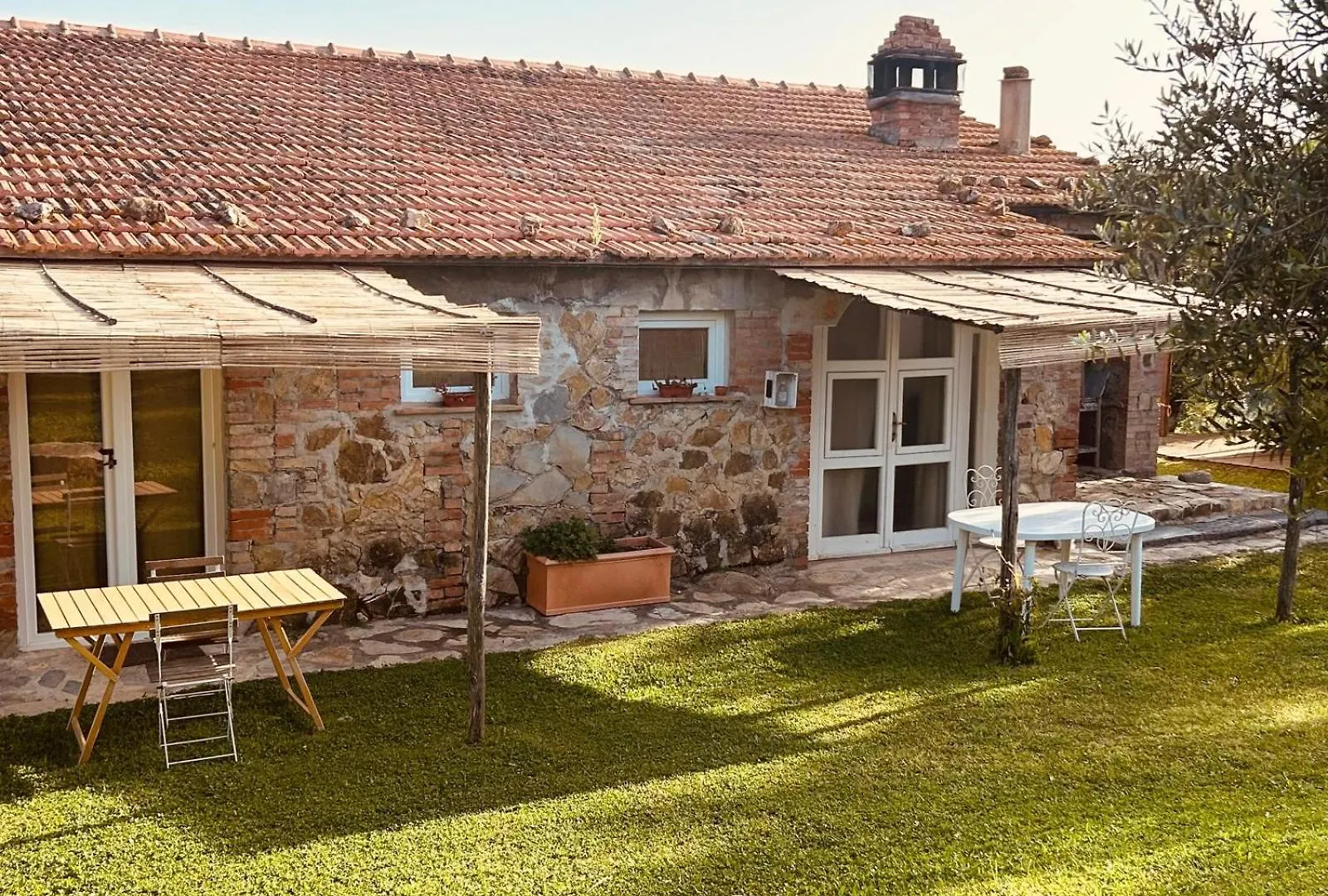 Farm stay Agriturismo Poggio Ceraso Di Lamioni Roberto Magliano in Toscana